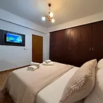 Mayfair * Ksamil
