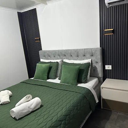 Apartment Mayfair Ksamil