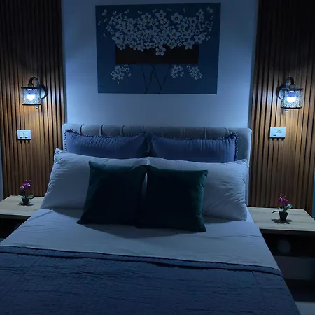 Mayfair Apartment