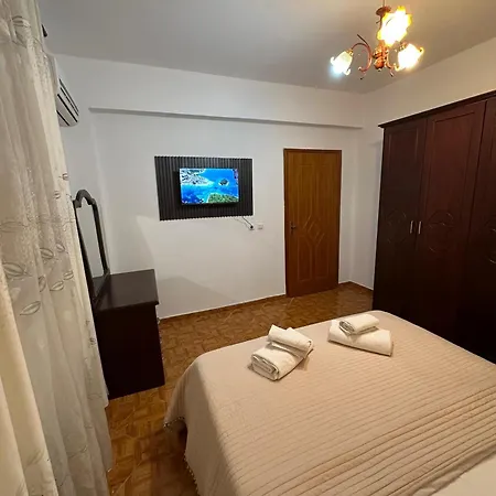 Mayfair Apartment