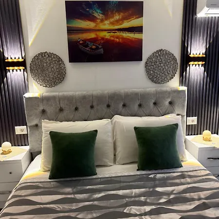Apartment Mayfair Ksamil