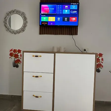 Apartment Mayfair Ksamil