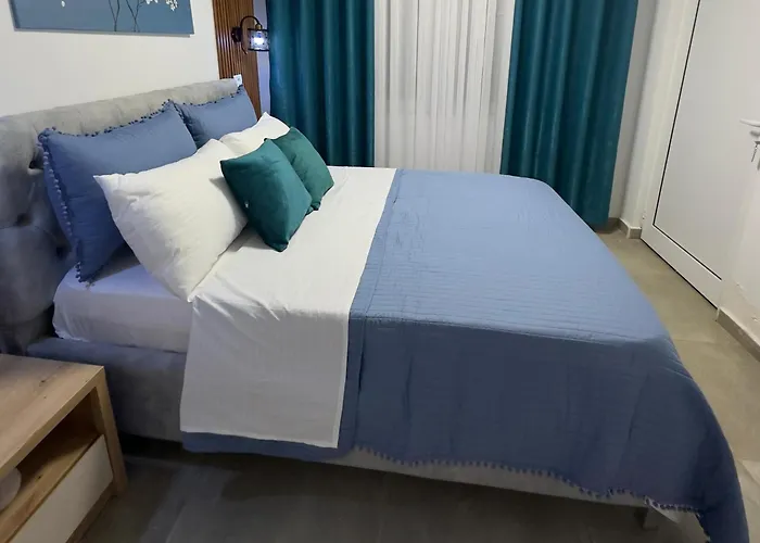 Mayfair Apartment