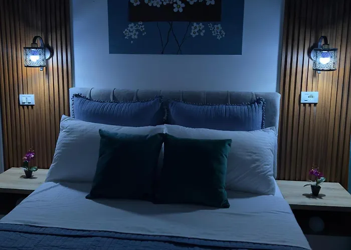 Mayfair Apartment
