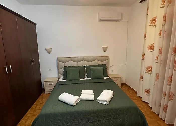 Mayfair Apartment