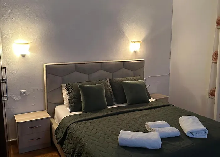 Mayfair Apartment