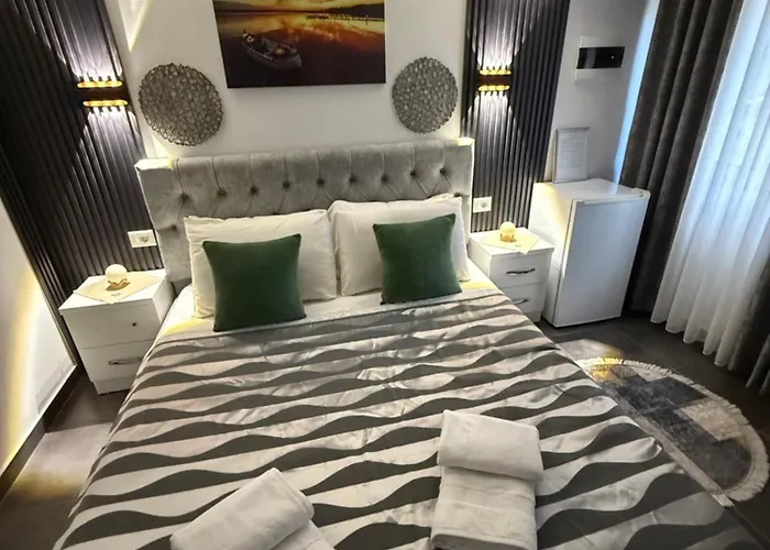 Mayfair Apartment Ksamil