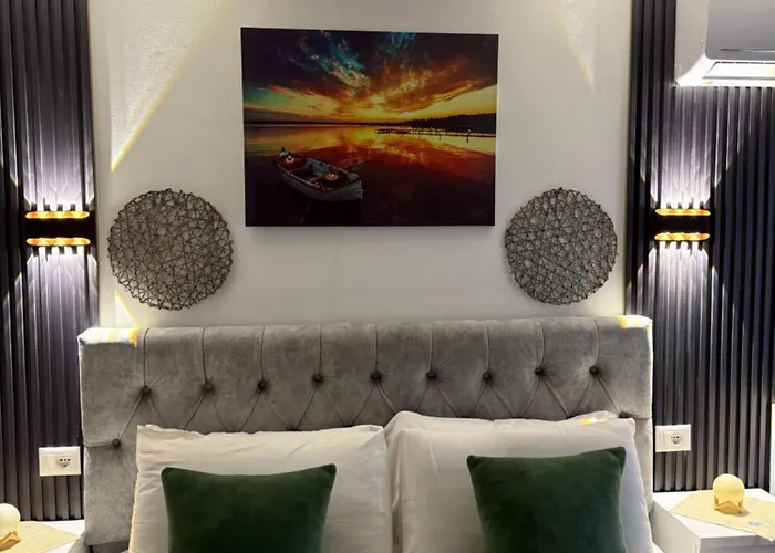 Mayfair Apartment Ksamil